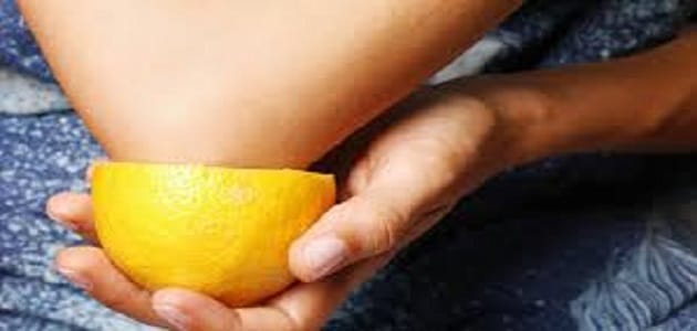 وصفات طبيعية للتخلص من سواد الركب والكوع