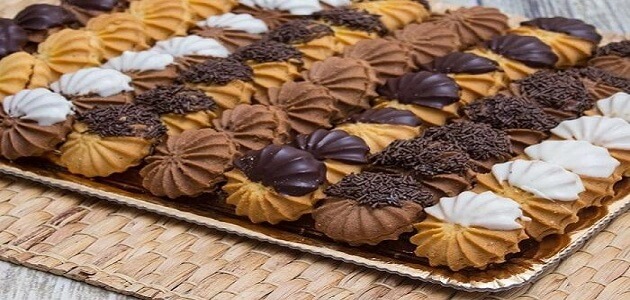 طريقة عمل البيتي فور بالكيلو في المنزل
