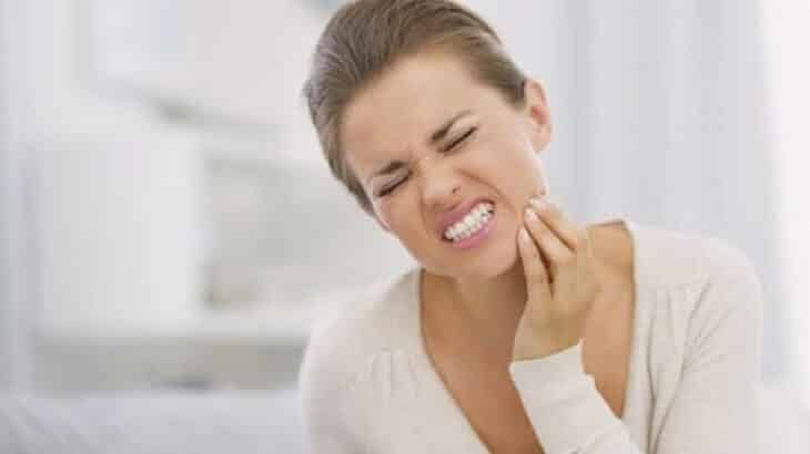 كيفية علاج الجز على الاسنان وأسبابه