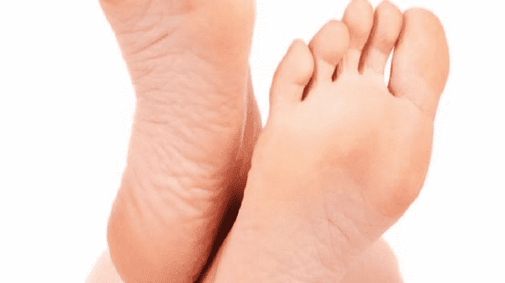 اسباب برودة الاطراف في الشتاء وكيفية علاجها بالتفصيل