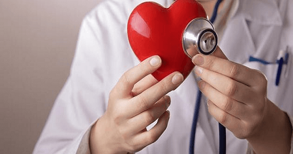اسباب ضربات القلب السريعة والمفاجئة