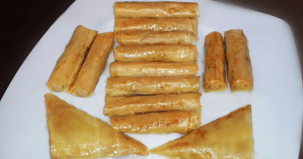 طريقة عمل الجلاش الحلو بالمهلبية بالصور خطوة بخطوة