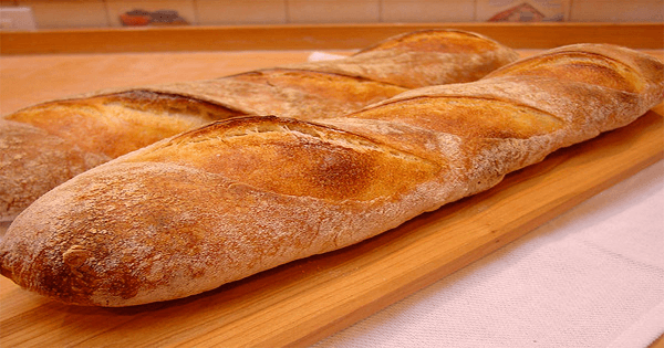 طريقة عمل الخبز الفرنسي في البيت بالصور