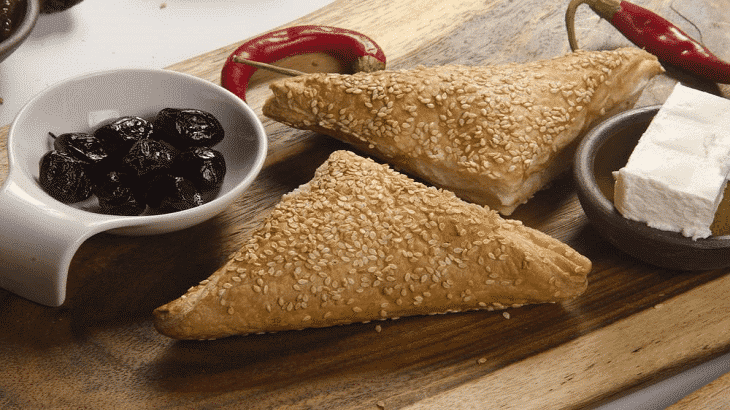 طريقة عمل بوريك بالجبنة بالخطوات