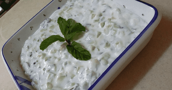طريقة عمل سلطة الزبادى بالخيار