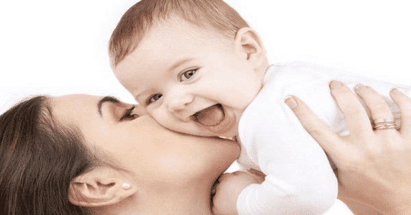 فوائد الرضاعة الطبيعية للأم والطفل تعرفي عليه
