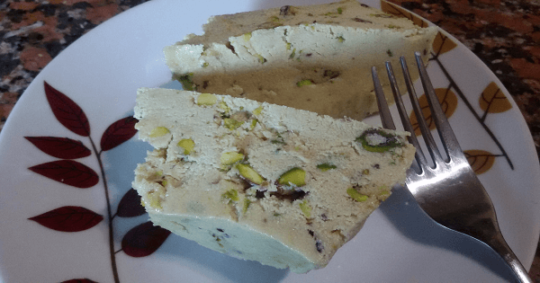 طريقة عمل الحلاوة الطحينية فى البيت بالصور