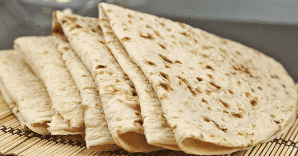 طريقة عمل عيش الصاج بالصور خطوة بخطوة
