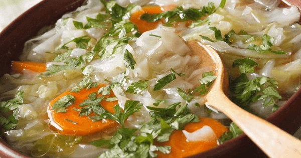 شوربة الكرنب الحارقة للدهون بالصور خطوة بخطوة