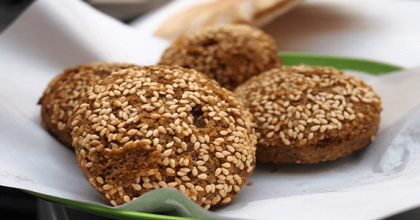 طريقة عمل الطعمية المصرية مثل المطاعم في المنزل