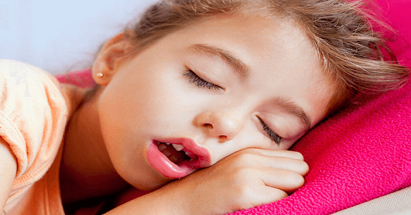 علاج انسداد الأنف عند النوم عند الأطفال بالأعشاب