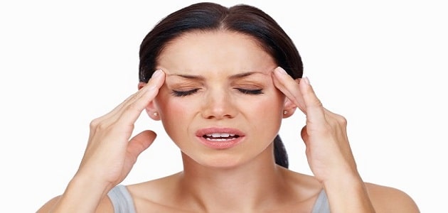 اسباب الصداع المتكرر للنساء