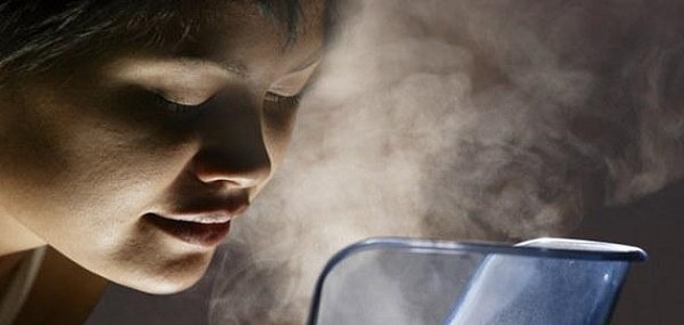 فوائد البخار للبشرة الدهنية