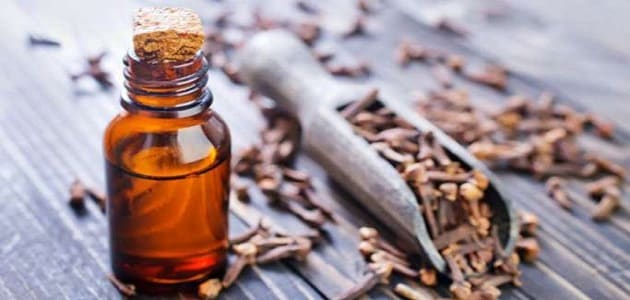 أضرار القرنفل على الأسنان
