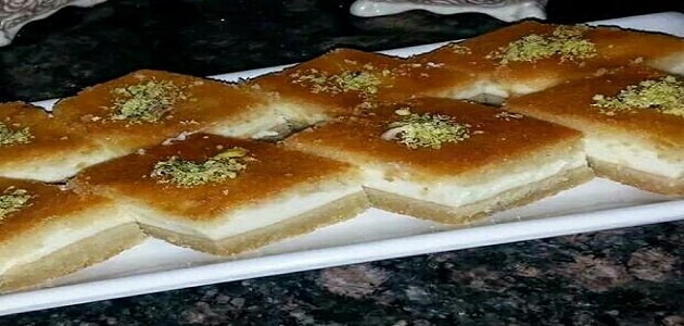 طريقة عمل بسبوسة بالقشطة والزبادي