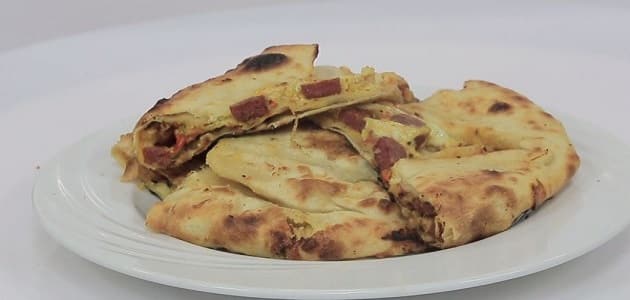 طريقة عمل جلاش ملفوف بالسجق
