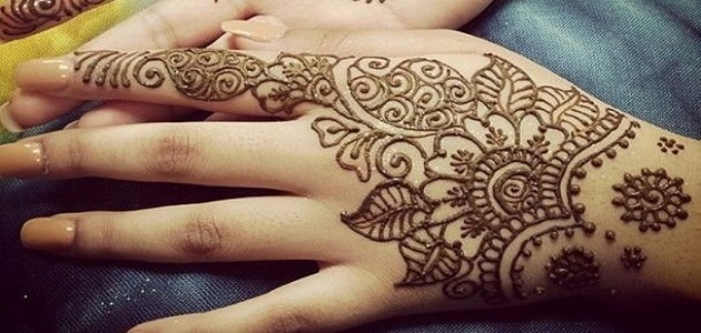 طريقة عمل حنة الرسم السوداء بالحجر الأسود