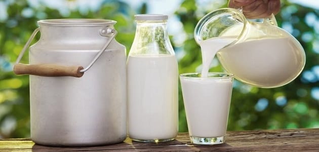فوائد مسح الوجه بالحليب يوميًا