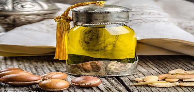 طريقة استخدام زيت ارقان تطويل الشعر في أسبوع