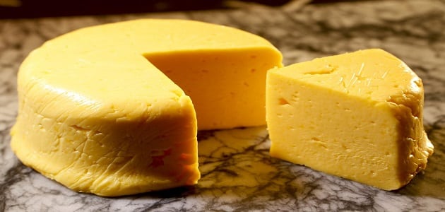 طريقة عمل الجبنة الفلمنك الصفراء بالصور