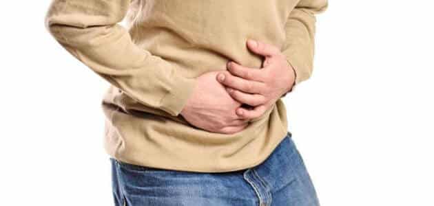 اضرار احتباس البراز لمدة أسبوع على المعدة
