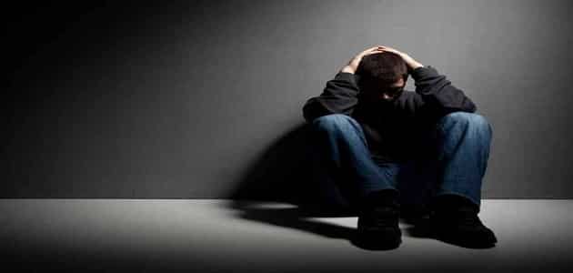 اشهر اعراض مرض الاكتئاب الذهاني وعلاجه