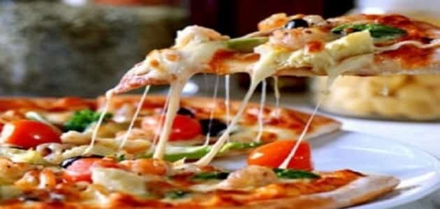 طريقة عمل الجلاش بخلطة البيتزا الطازجة