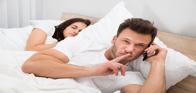 أشك في زوجي ماذا أفعل