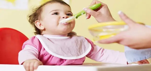كيفية تغذية الطفل في الشهر التاسع