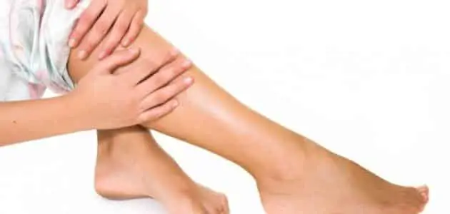 علاج جفاف جلد الساقين